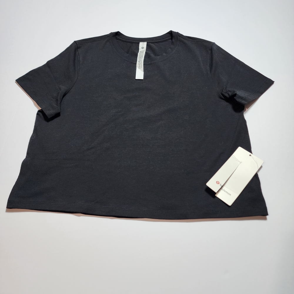 Lululemon Athletica Crew Neck Black Tee Size 10